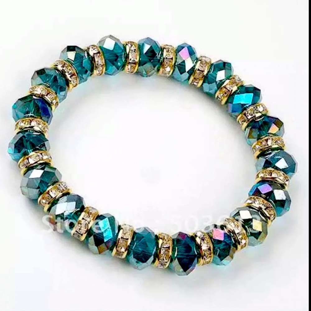 Green Crystal Bracelet - Picture 1 of 6
